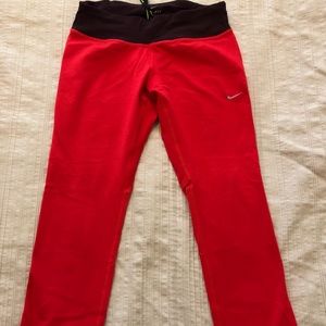 Nike Dri-Fit Cropped Leggings